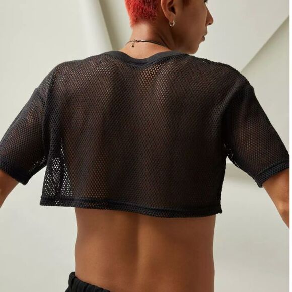 Champion x Urban Outfitters Mesh Crop Shimmel Tee Large Black NWT Exclusive - Picture 3 of 7